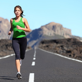 1. Excelujete ve vytrvalostních aktivitách. Ženy, jež byly při oplodnění ve zkumavce vystavovány většímu množství testosteronu, mají větší šanci, že zvítězí v maratonu. Vytrvalostní sporty jim vůbec jdou bravurně.