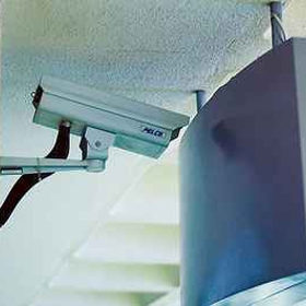 2. „Perfektně“ schovaná bezpečnostní kamera.