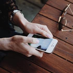 5. Používejte Google Maps i offline. Nejprve si v online režimu mapu uložte, pak na ní vyznačte důležité body a následně se klidně odpojte.