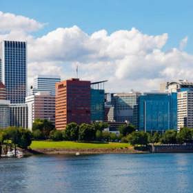 4. Portland (Spojené státy americké). V Portlandu je marihuana tak populární, že se zde konají i různé tematické festivaly (například Portland Hempstalk Festival).