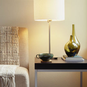 4. Nakapejte na studené žárovky trochu vanilkového, madlového nebo javorového extraktu.