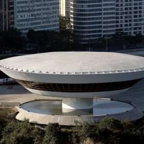 29. Niterói Contemporary Art Museum (Brazílie).