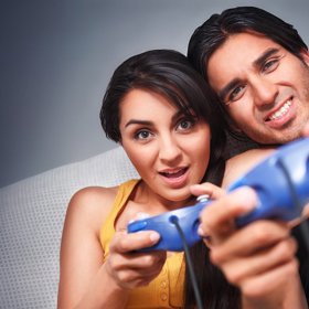 2. Aby se vzdal toho, co má rád. Není-li šťastný on, nemohou být šťastní oba. Moudrá žena ví, že by pro ni partner obětoval všechno. A to i přesto, že se nevzdal svých zálib ve prospěch společných chvil. Ve vztahu každý potřebuje svůj prostor – aby mohl milovat ještě víc…