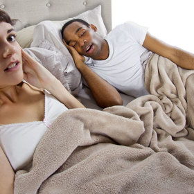 5. Aby se začal chovat jinak. Muži nejsou z modelíny. Nelze si je libovolně tvarovat. Změnit se mohou, teprve až budou chtít sami. Muži netouží po ničem jiném tolik jako po ženě, která ho miluje bez příkras. Právě taková může být onou inspirací ke změně.