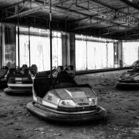 3. Okpo Land (Jižní Korea). V tomto populárním parku došlo hned k několika smrtelným nehodám. V roce 2002 tak ukončil svou činnost.