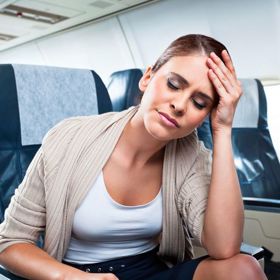 Spoustě pasažérů pomáhá proti nevolnosti a dalším zdravotním problémům souvisejícím s létáním.