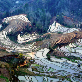 2. Jüan-jang (Jün-nan, Čína).