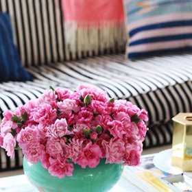 3. Mějte doma dostatek čerstvých květin. Jsou krásné na pohled a úžasně voní.