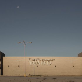 Bylo otevřeno v roce 1976.