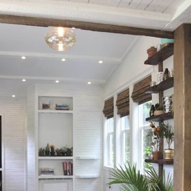 Tahle miniaturní chata na kolečkách vám učaruje!