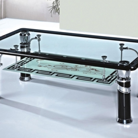 Skleněné stolky vypadají velmi elegantně...