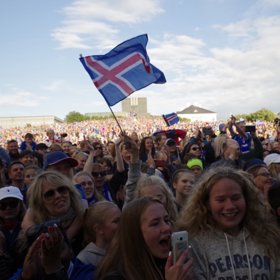 V roce 2015 Island navštívilo 1 289 140 turistů.