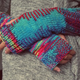 4. Nepodceňujte vlastní potřeby. „Vědět, kým jsme, představuje první krok k úspěšnému vztahu,“ řekl Sheperis. „Udělejte si chvíli pro sebe, zjistěte, co od vztahu vyžadujete, a vymyslete způsob, jak o svých potřebách povědět ostatním. Pokud nedokážete své potřeby vyjádřit, s největší pravděpodobností budete opakovat staré vzorce.“