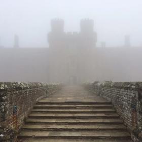 Již brzy se otevřou brány Bothwellské školy čar a kouzel...