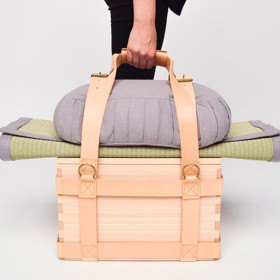 Pro tyto potřeby vytvořil japonský designér Gerardo Osio sadu Nomadic Life, která má cestovateli připomenout domov.