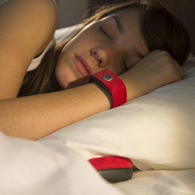 Díky tomu tak mají oba partneři pocit, že leží jeden druhému v náručí.