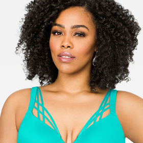 Prsa by zároveň nikdy neměla klesnout pod okraj obvodového pásu. Nezapomínejme – podprsenka vznikla, aby vzdorovala gravitaci.