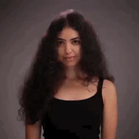 3. Živí vás mozek? Pijte hodně vody. Vzhledem k tomu, že je tvořen ze 75 % až 85 % z vody, ho dostatečným příjmem tekutin nakopnete k činnosti. A budete se lépe koncentrovat.