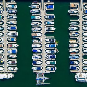 „Vždycky mě fascinovaly fotografie i to, jak na ně lidé reagují, takže tady jsem propadl jejich kouzlu,“ okomentoval vliv svého otce.