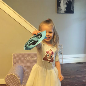 K radosti Audrey domov zdobila hovínka v nejrůznější podobě.