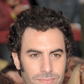 Silné geny se vyznačují tmavší pletí, tmavýma očima, kudrnatými a tmavými vlasy, velkým nosem, plnými rty a širokou bradou. Pokud se ve vaší rodové linii někdo takový našel, s velkou pravděpodobností se jeho vzhled přenesl na několik dalších generací. „Silné geny“ se do vzhledu dětí promítají razantně.