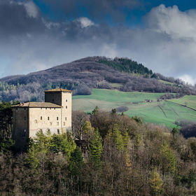 Itálie se zbavuje starých hradů. A nic za ně nechce. Zjistěte, jak jeden takový získat