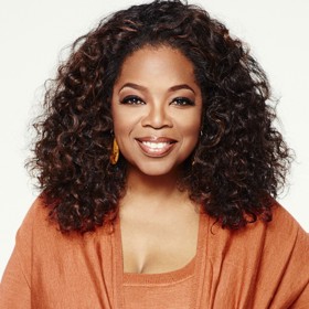 5. „Spousty lidí s vámi chtějí jet v limuzíně. Ale to, po čem toužíte, je někdo, kdo s vámi pojede busem, když se limuzína porouchá.“ Oprah Winfrey