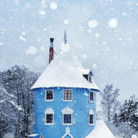 1. Moomin House (Dům Mumínků) ve městě Naantali (Finsko).