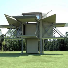 VIDEO: Budoucnost je tady. Britská společnost představuje dům, který se postaví stisknutím tlačítka