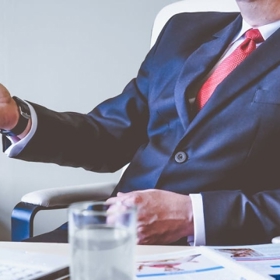 Kritizuje, ale neporadí. Pochopit, co po vás nadřízený chce, může být někdy těžké.