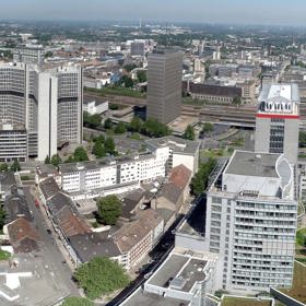 19. Essen – 51 % velmi spokojení, 42 % spokojení.