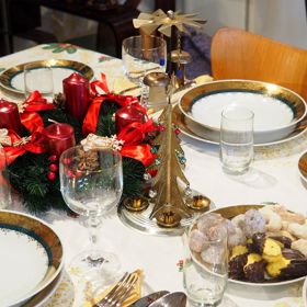 Takhle vypadala slavnostní vánoční tabule.