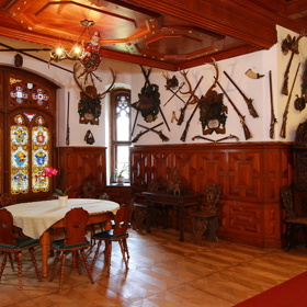 Hluboká nad Vltavou - lovecká jídelna je součástí okruhu s názvem Soukromé apartmány