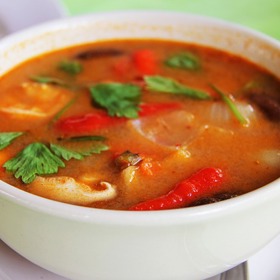 Thajské curry musíte ochutnat.