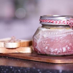 Láska prochází žaludkem, vsaďte na domácí paštiku.