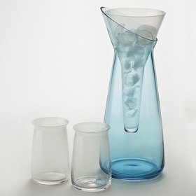 Výstava je instalována v pěti výstavních sálech v přízemí zámku a v nově zpřístupněném gotickém sklepení