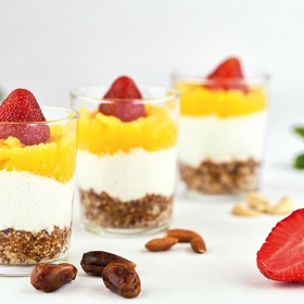 Bezlepkový dortík s mangem