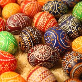 Vybírat zde samozřejmě budete moci i ze široké nabídky tradičného velikonočního zboží