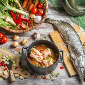 Polévka ze štiky patří mezi delikatesy.