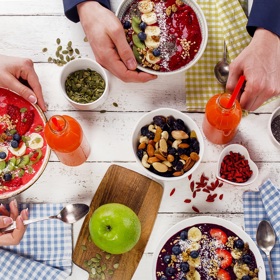 Lékařské studie ukazují, že ztráta pouhých 5 až 7 % tělesné hmotnosti, zdravější strava a pravidelné cvičení mohou nástup diabetu 2. typu oddálit, a dokonce mu zabránit