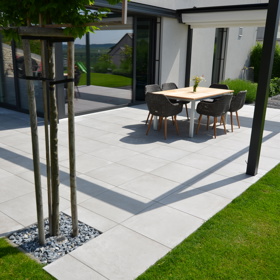 Na terase nešetřete, kvalita dlaždic je důležitá