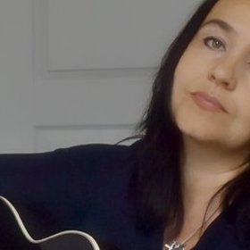 Simonne Draper je skvělou skladatelkou.