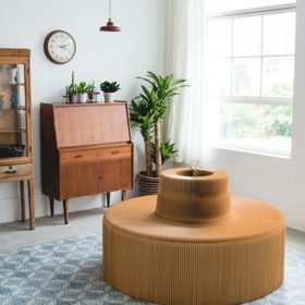 Z papíru se dají vyrobit velmi zajímavé kousky nábytku