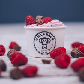 Rolls Bros - čerstvě připravená zmrzlina na thajský způsob z nejkvalitnějších ingrediencí určitě stojí za vyzkoušení