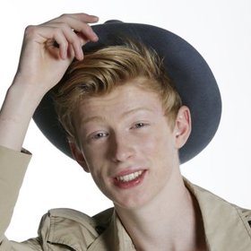 Mišík se rád stylizuje do Justina Biebera.