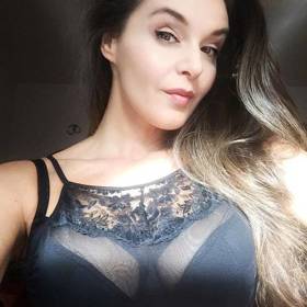 Kubelková občas své fanoušky potěší fotkou ve spodním prádle.