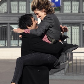 Když chcete přítelkyni dokázat, že jste dostatečně vyzrálý, otevřete si jesle.