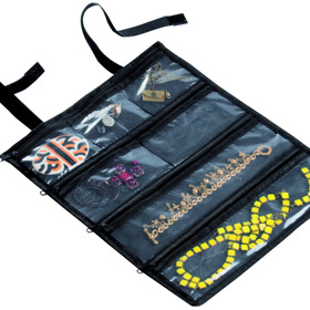 Vaše šperky budou odteď při cestování v naprostém pořádku.