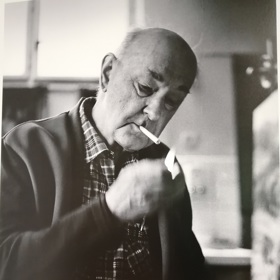 Výstava Širým světem v sálech Obecního domu v Praze představuje více než 200 originálů malíře Zdeňka Buriana, jejichž prostřednictvím můžete nahlédnout do barvitých končin světů minulých, současných i smyšlených.