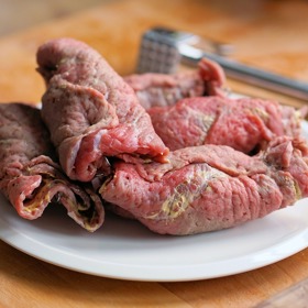 Rozhodnout se pro správný druh hodnotného kusu masa může být i pro zkušenou hospodyňku někdy oříšek. 